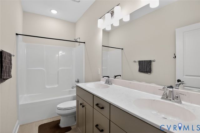 4560 Bacova Club Ct, Glen Allen, VA 23059
