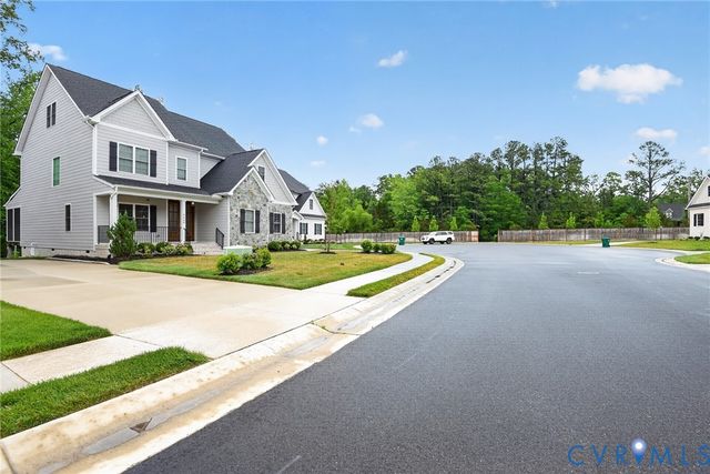 4560 Bacova Club Ct, Glen Allen, VA 23059