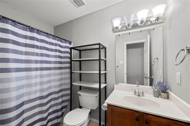 3800 Hickox DR, Round Rock, TX 78665