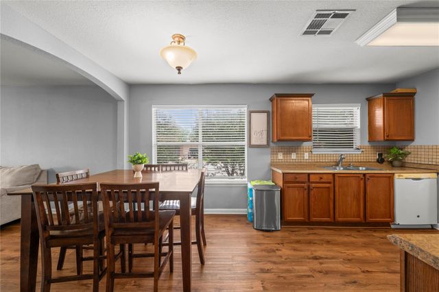 3800 Hickox DR, Round Rock, TX 78665
