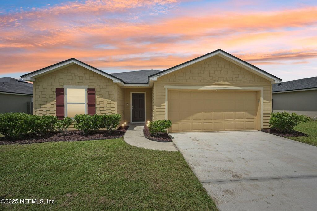 15307 BAREBACK Drive, Jacksonville, FL 32234