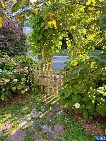 411 Prospect Street, Ridgewood, NJ 07450