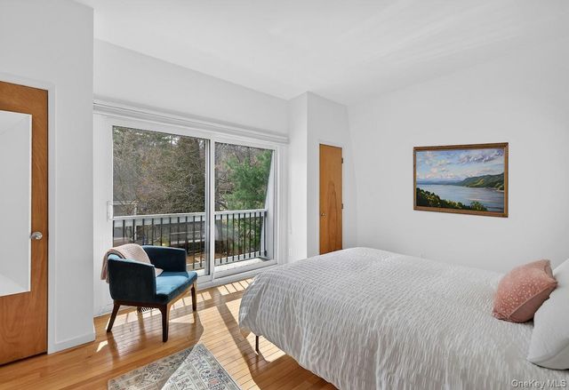 1 Chestnut Court, Dobbs Ferry, NY 10522