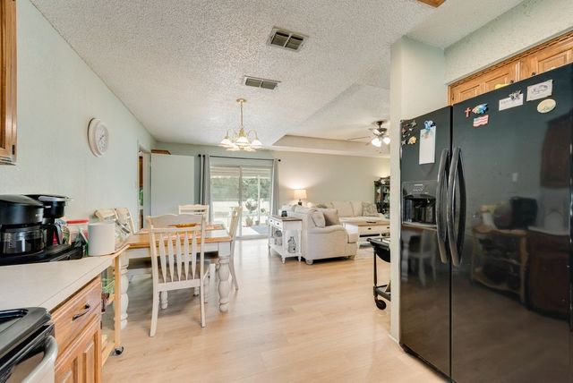 121 Tracy Drive, Waxahachie, TX 75165