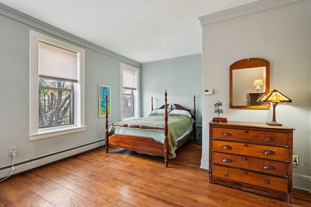 389 WOODLAWN AVE, Jc, West Bergen, NJ 07305