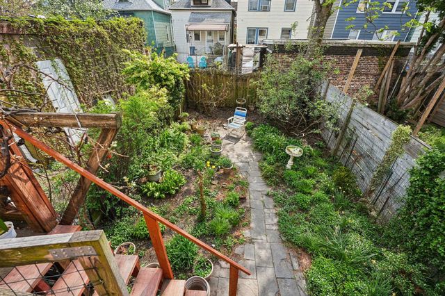 389 WOODLAWN AVE, Jc, West Bergen, NJ 07305