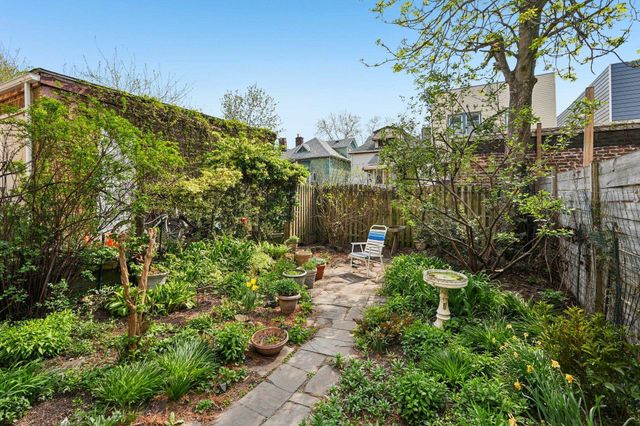 389 WOODLAWN AVE, Jc, West Bergen, NJ 07305