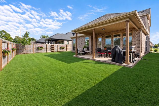 1407 W Brooks Place, Rogers, AR 72758