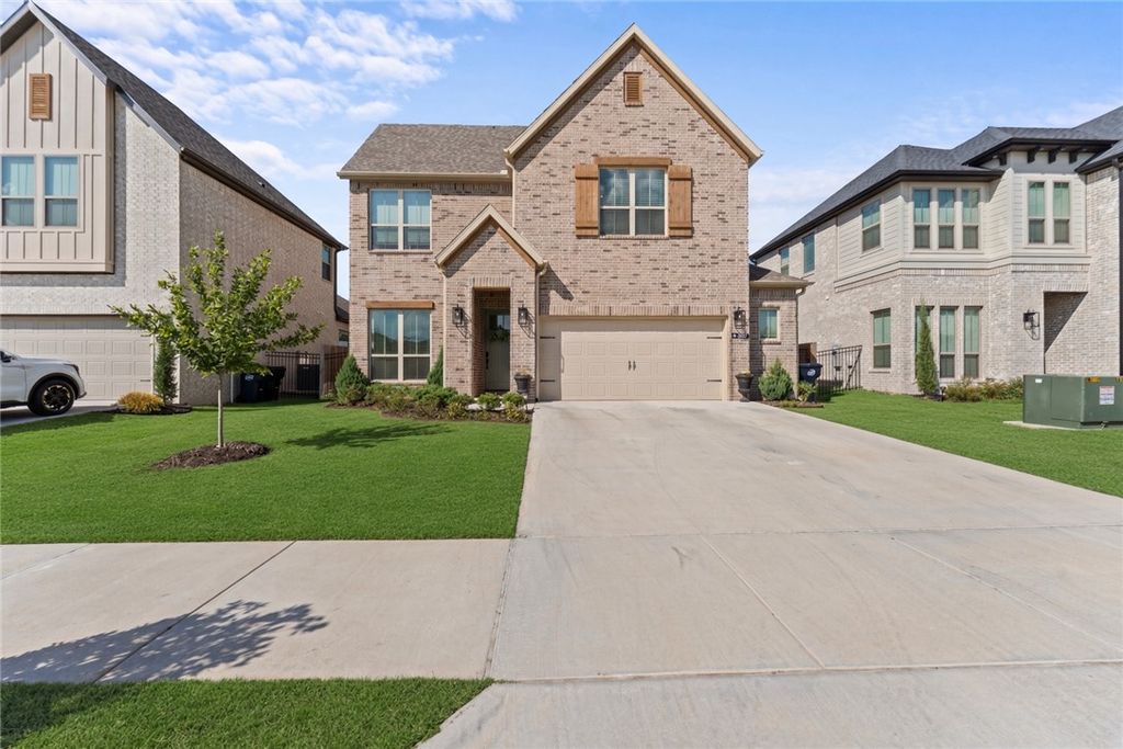 1407 W Brooks Place, Rogers, AR 72758