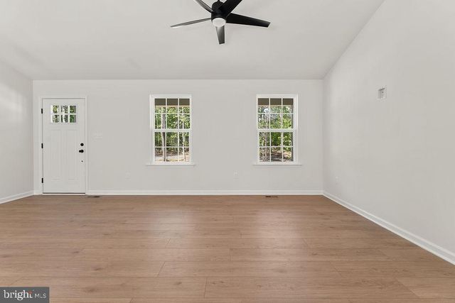 625 VAWTER CORNER RD, Louisa, VA 23093