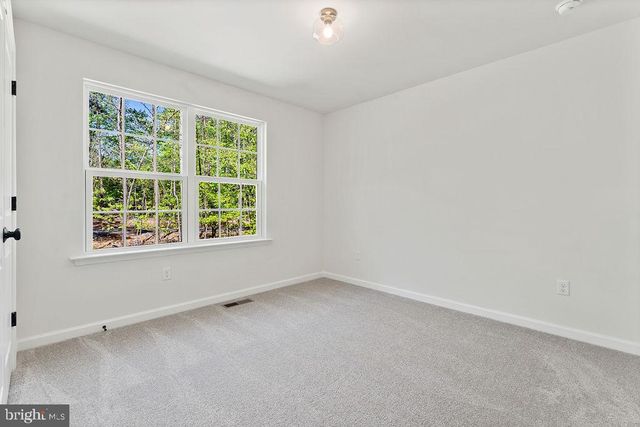 625 VAWTER CORNER RD, Louisa, VA 23093