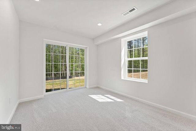 625 VAWTER CORNER RD, Louisa, VA 23093