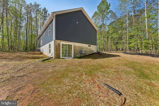 625 VAWTER CORNER RD, Louisa, VA 23093