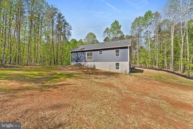 625 VAWTER CORNER RD, Louisa, VA 23093