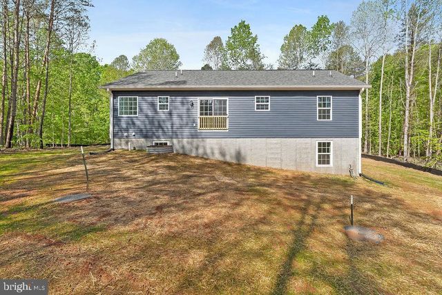 625 VAWTER CORNER RD, Louisa, VA 23093