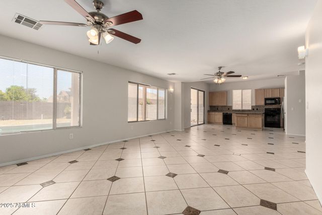 20616 N 8TH Street, Phoenix, AZ 85024