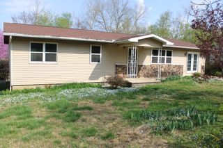 136 Locust Street, Lead Hill, AR 72644