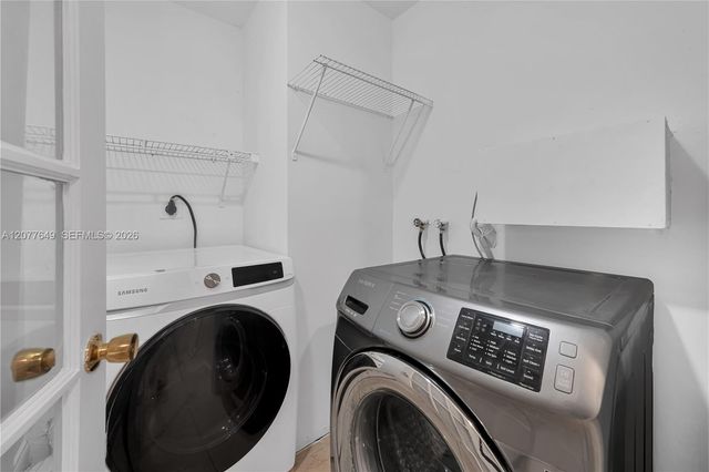 6352 SW 112th Place, Miami, FL 33173