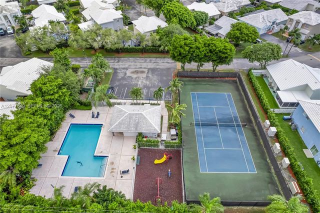 6352 SW 112th Place, Miami, FL 33173