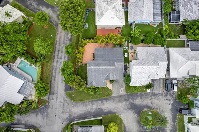 6352 SW 112th Place, Miami, FL 33173