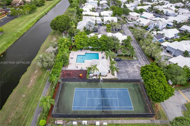 6352 SW 112th Place, Miami, FL 33173
