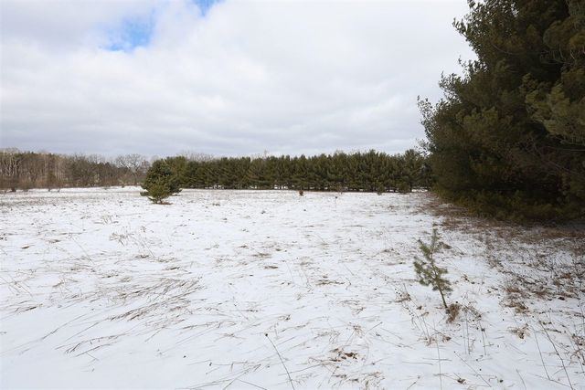 3724 Russell Street, Cedar Springs, MI 49319