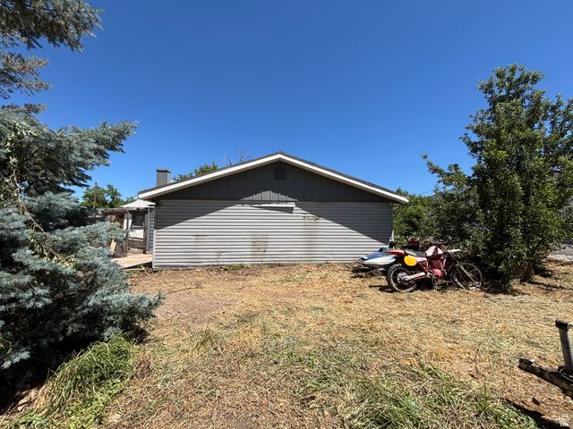 11 S 300 E, Kaysville, UT 84037