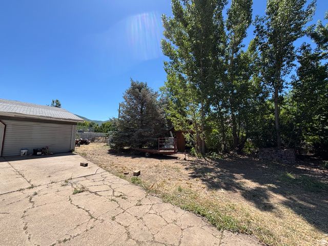 11 S 300 E, Kaysville, UT 84037