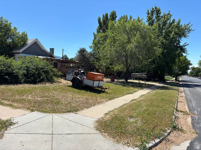 11 S 300 E, Kaysville, UT 84037