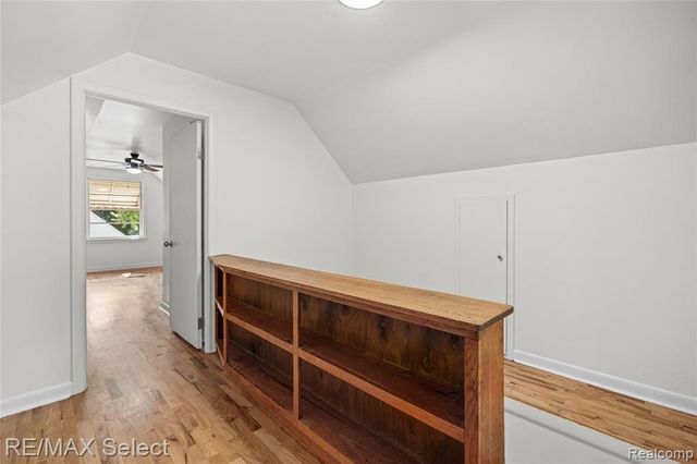 1602 Blackberry Lane, Flint, MI 48507