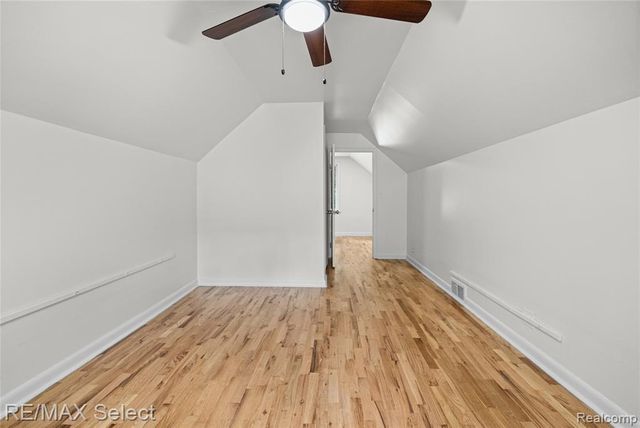 1602 Blackberry Lane, Flint, MI 48507