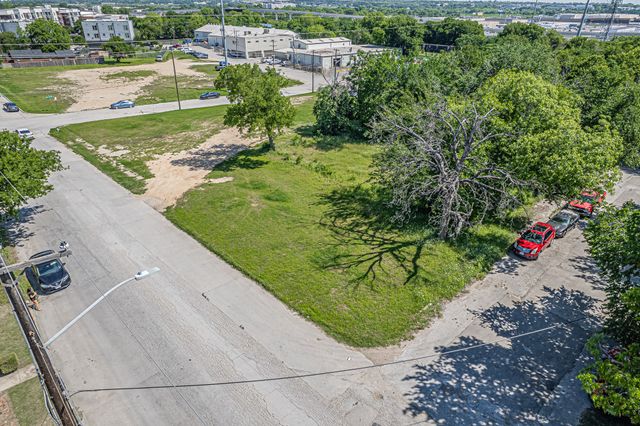 1311 Waterman Street, Fort Worth, TX 76102