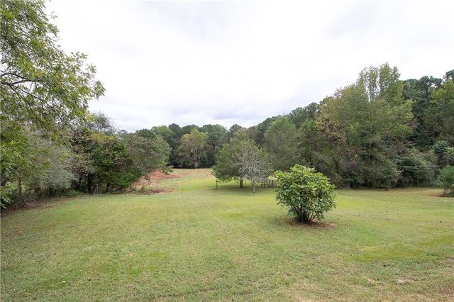 1379 Rich Davis Road, Hiram, GA 30141