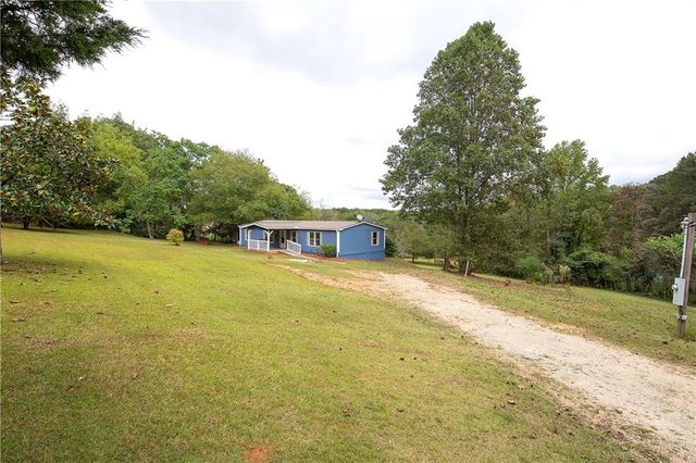 1379 Rich Davis Road, Hiram, GA 30141