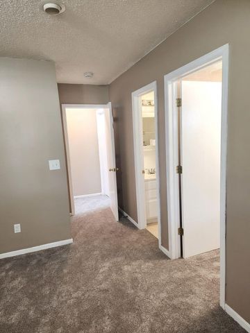 7367 Braden Trail, Inver Grove Heights, MN 55076