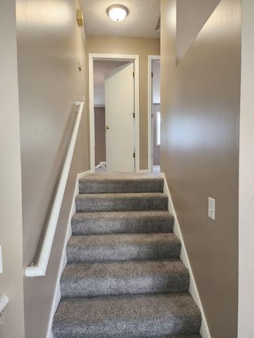 7367 Braden Trail, Inver Grove Heights, MN 55076