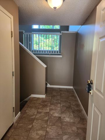 7367 Braden Trail, Inver Grove Heights, MN 55076