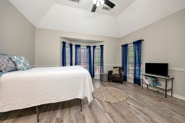 9209 Bayard Street, Fort Worth, TX 76244