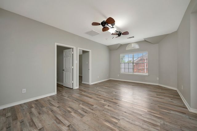 9209 Bayard Street, Fort Worth, TX 76244