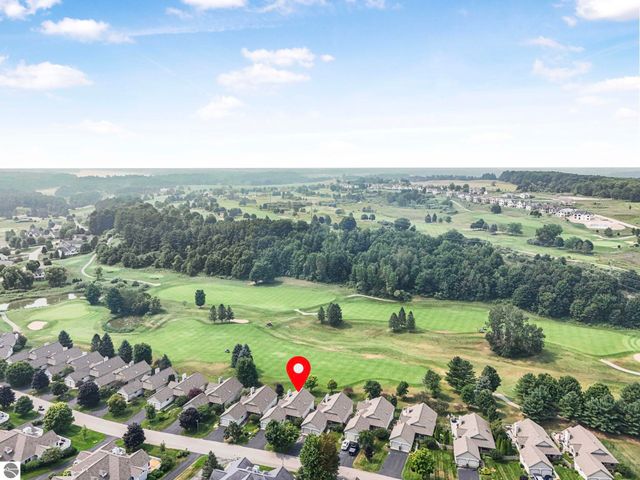 2911 E Crown Drive, Traverse City, MI 49684