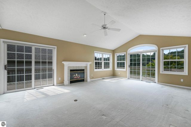 2911 E Crown Drive, Traverse City, MI 49684