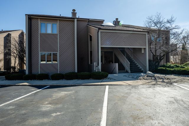 5251 Paw Paw Lake Road 16, Coloma Twp, MI 49038