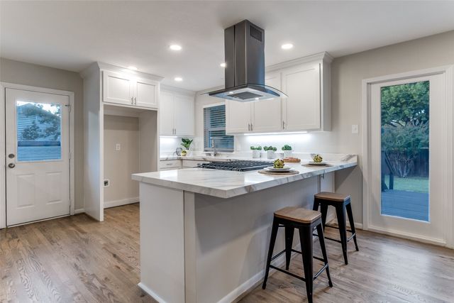 10115 Lanshire Drive, Dallas, TX 75238