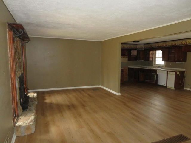 1050 Waddell Street, Bremen, GA 30110