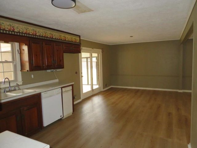 1050 Waddell Street, Bremen, GA 30110