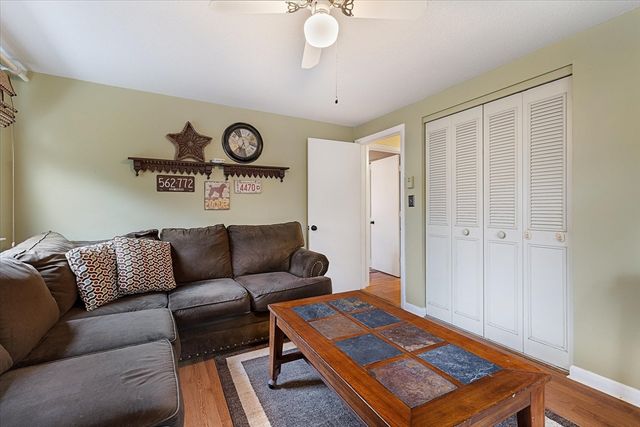 405 Cross St, Boylston, MA 01505