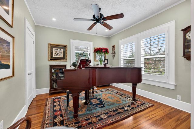 2651 3RD AVENUE N, St Petersburg, FL 33713