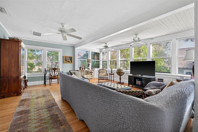 2651 3RD AVENUE N, St Petersburg, FL 33713