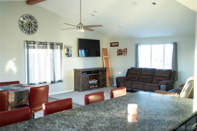 471 E Deb Meade, Durant, OK 74701