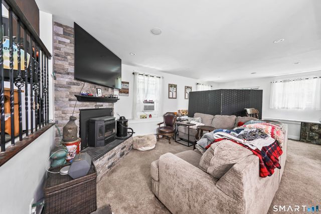 78 North Street, Plymouth, CT 06782